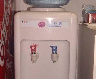 shanghai-water.machine.jpg