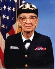 Grace Hopper：编译语言之母、千年虫制造者、世界第三位程序员(COBOL语言创始人)、海军少将